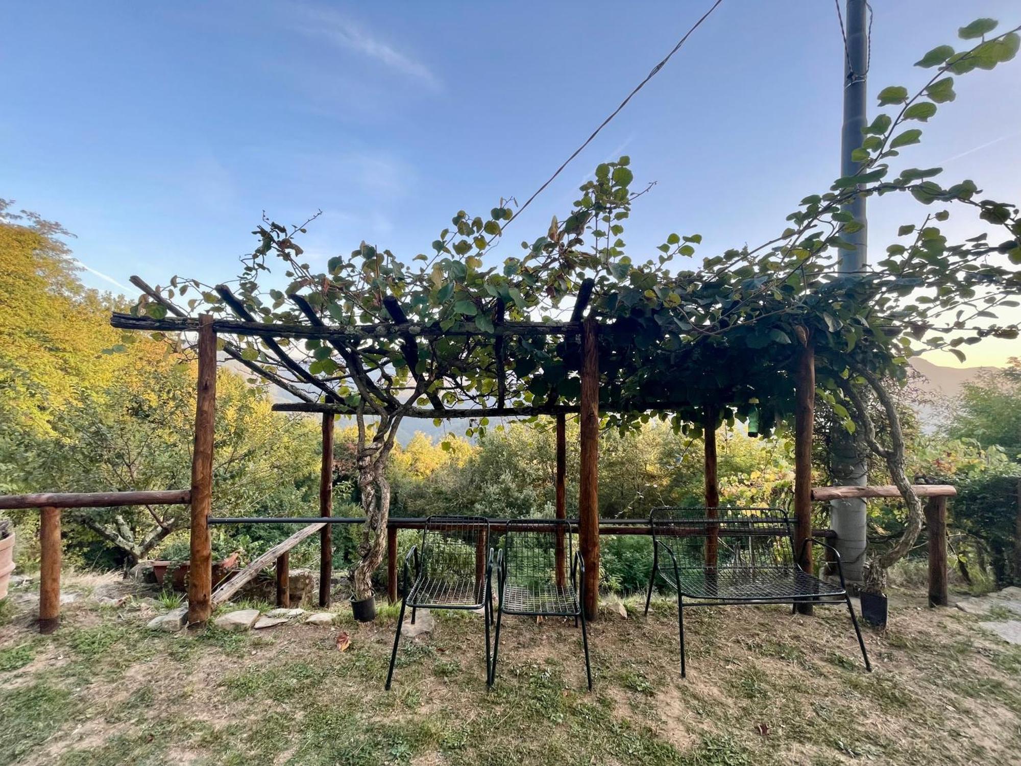 La Casa In Valli 35 Bagni di Lucca Kültér fotó
