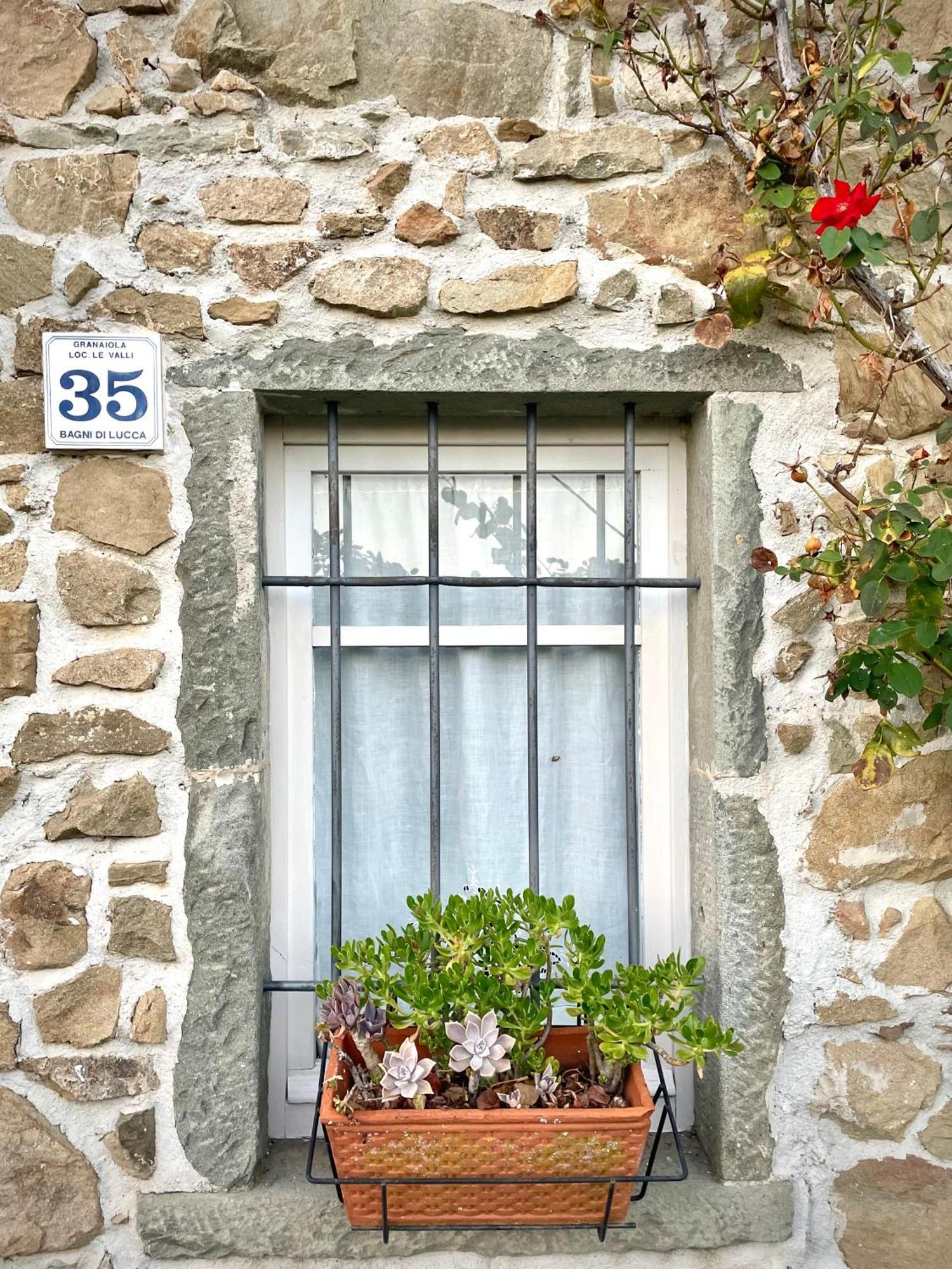 La Casa In Valli 35 Bagni di Lucca Kültér fotó